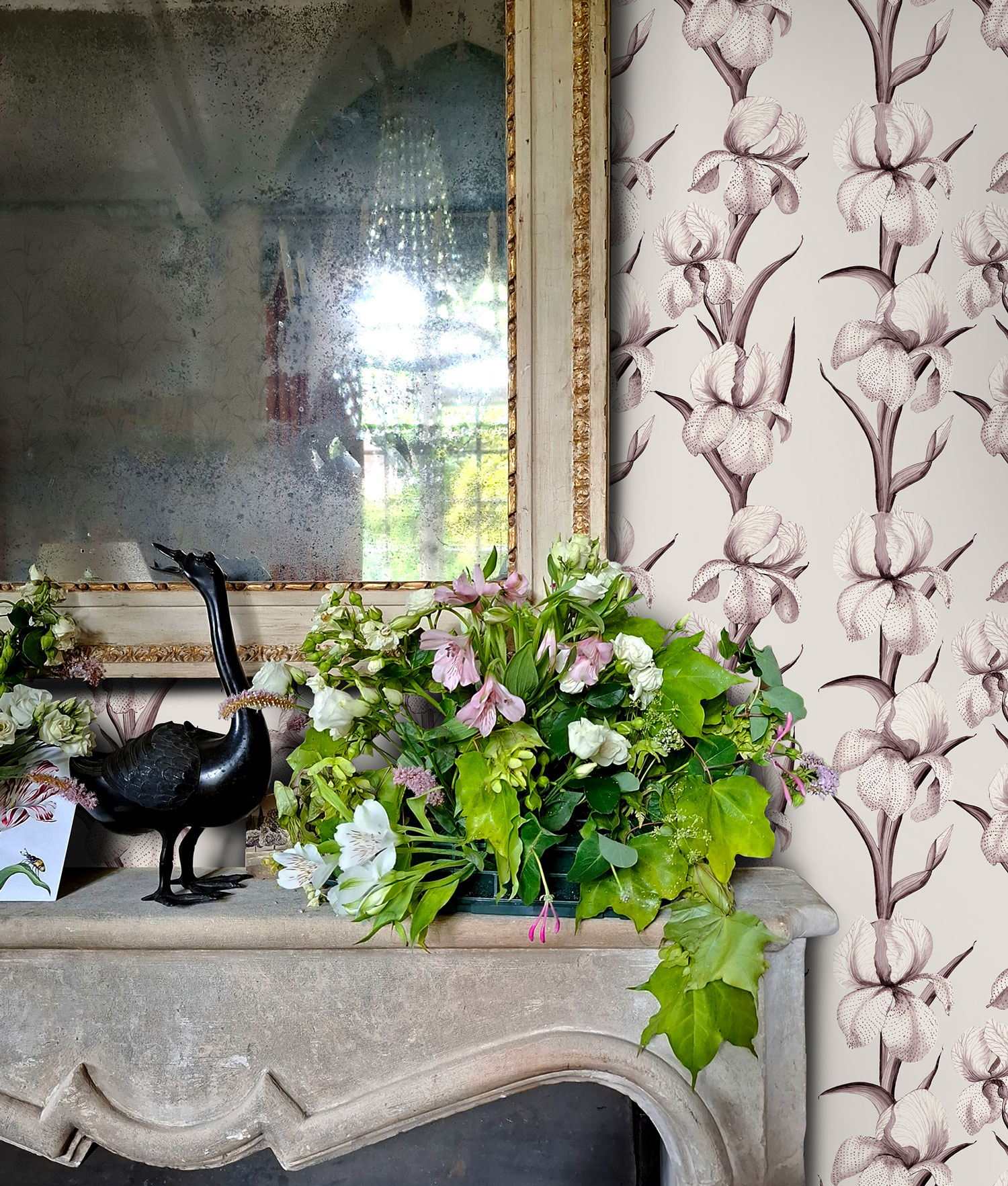 Rayures-Aubergine-Fireplace-WP